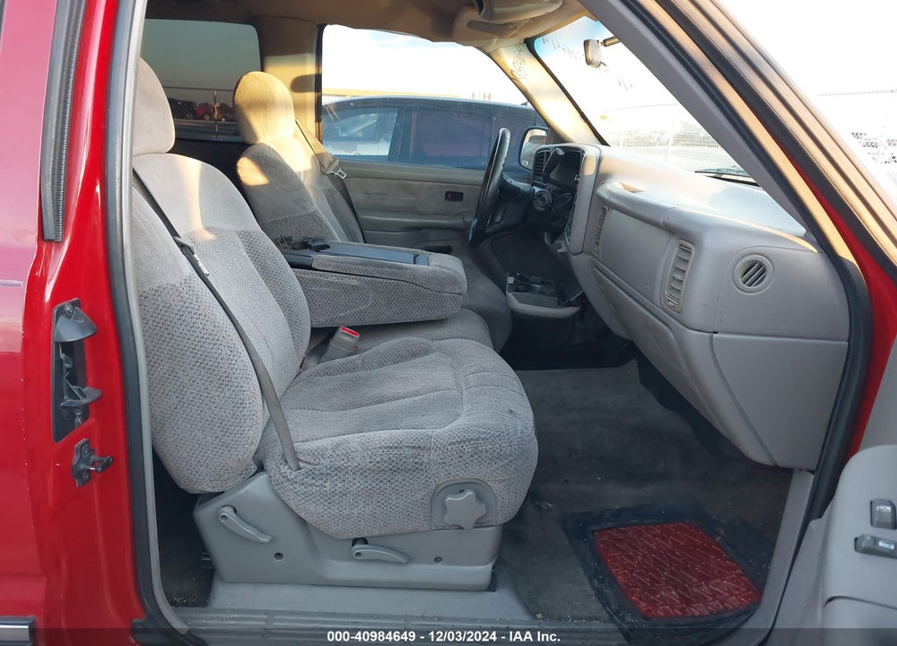 1999 CHEVROLET SILVERADO 1500 LS VIN: 2GCEC19W8X1288987