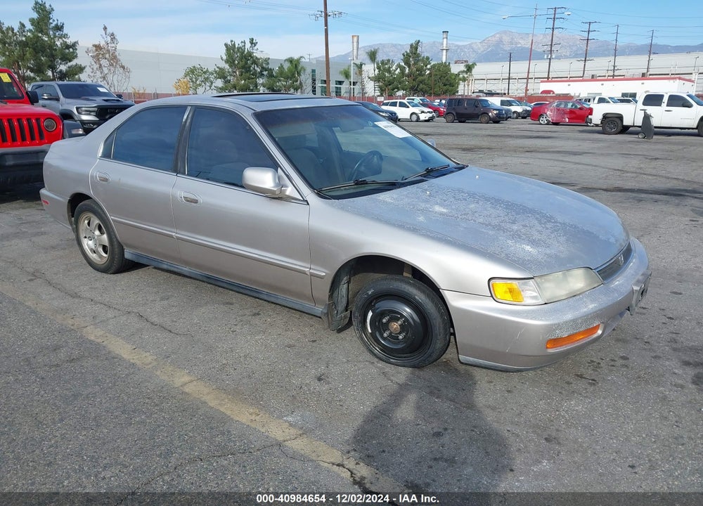 1997 HONDA ACCORD SE VIN: 1HGCD5606VA038373