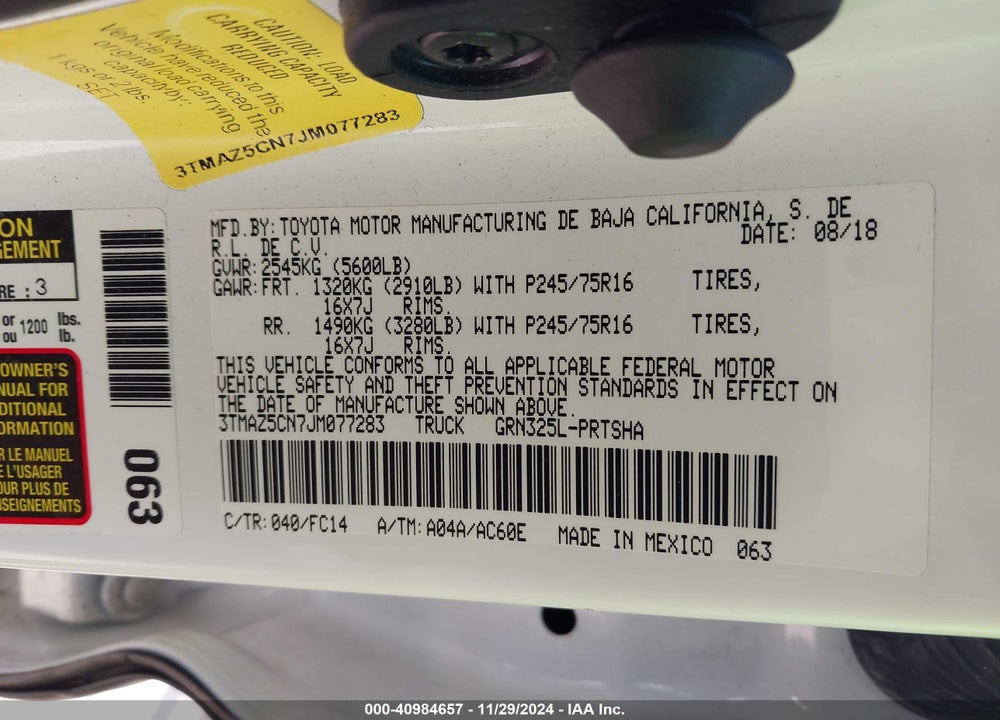 2018 TOYOTA TACOMA SR5 V6 VIN: 3TMAZ5CN7JM077283