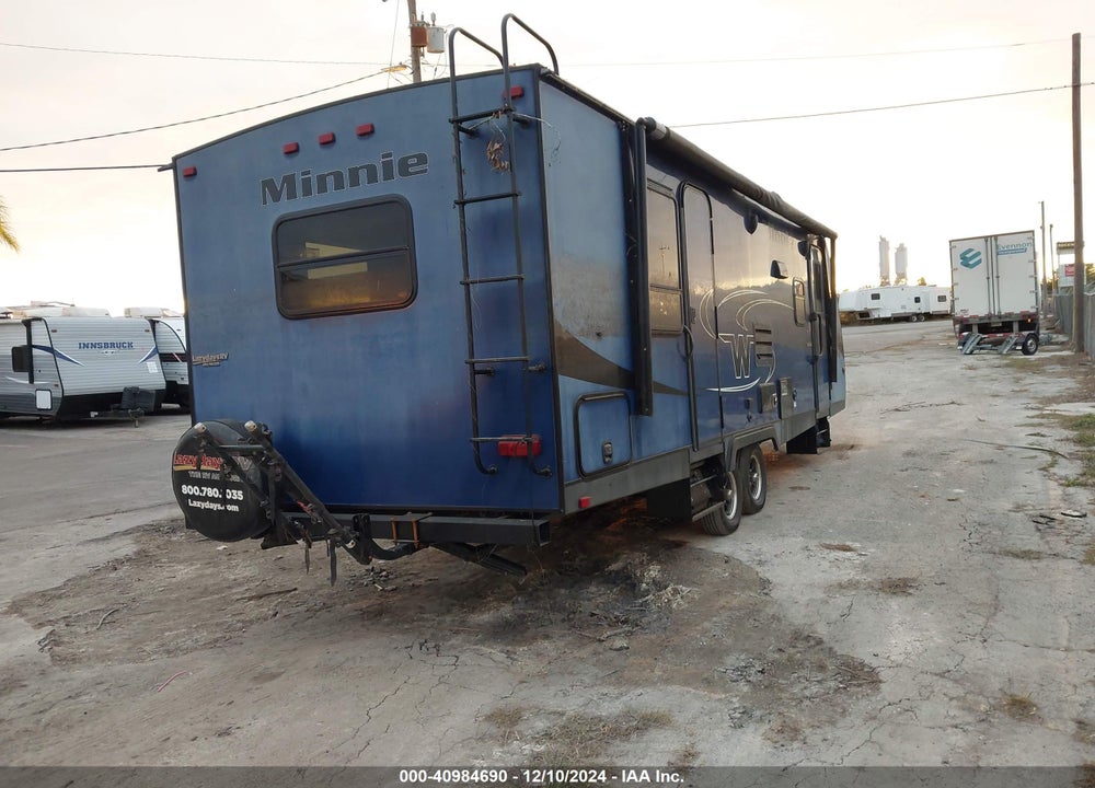 2019 WINNEBAGO MINNIE TRAVEL TRAILER VIN: 54CTM1R28K3043384