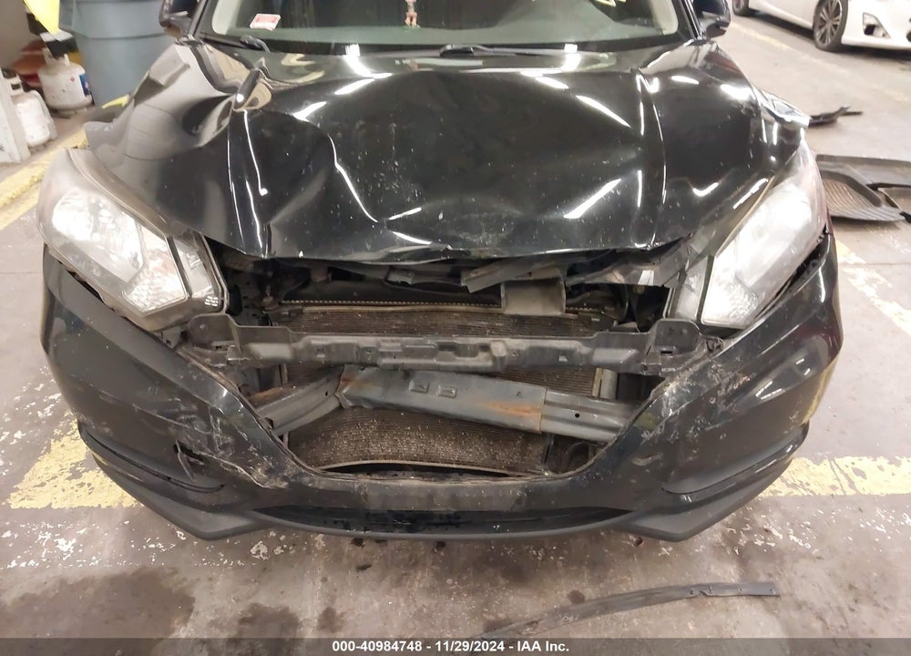 2018 HONDA HR-V LX VIN: 3CZRU6H37JG712784