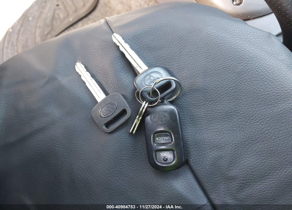 2002 TOYOTA RAV4 VIN: JTEHH20V426026020