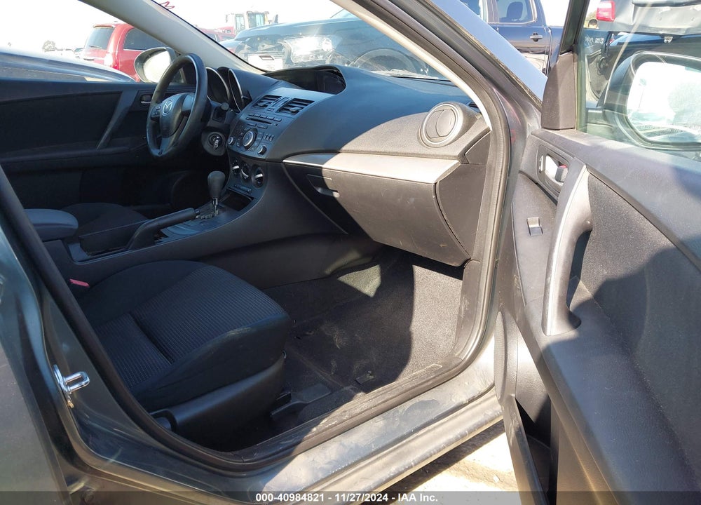 2012 MAZDA 3 I SPORT VIN: JM1BL1UF8C1553014