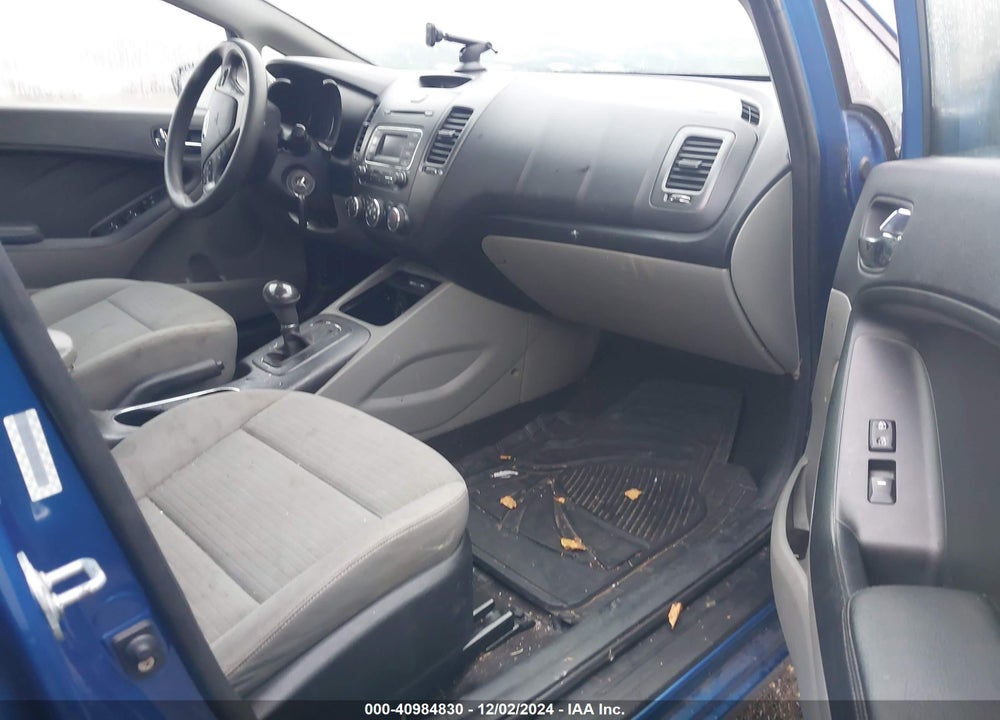 2015 KIA FORTE LX VIN: KNAFX4A69F5260180