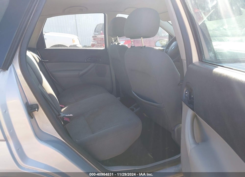 2007 FORD FOCUS S/SE/SES VIN: 1FAHP37N17W193595