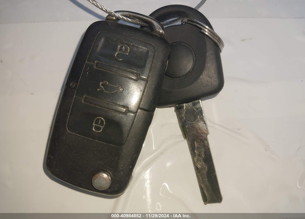2009 VOLKSWAGEN JETTA S VIN: 3VWJM71K09M063253