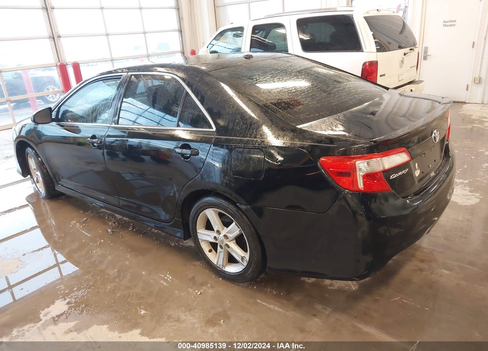 2013 TOYOTA CAMRY SE VIN: 4T1BF1FKXDU243105