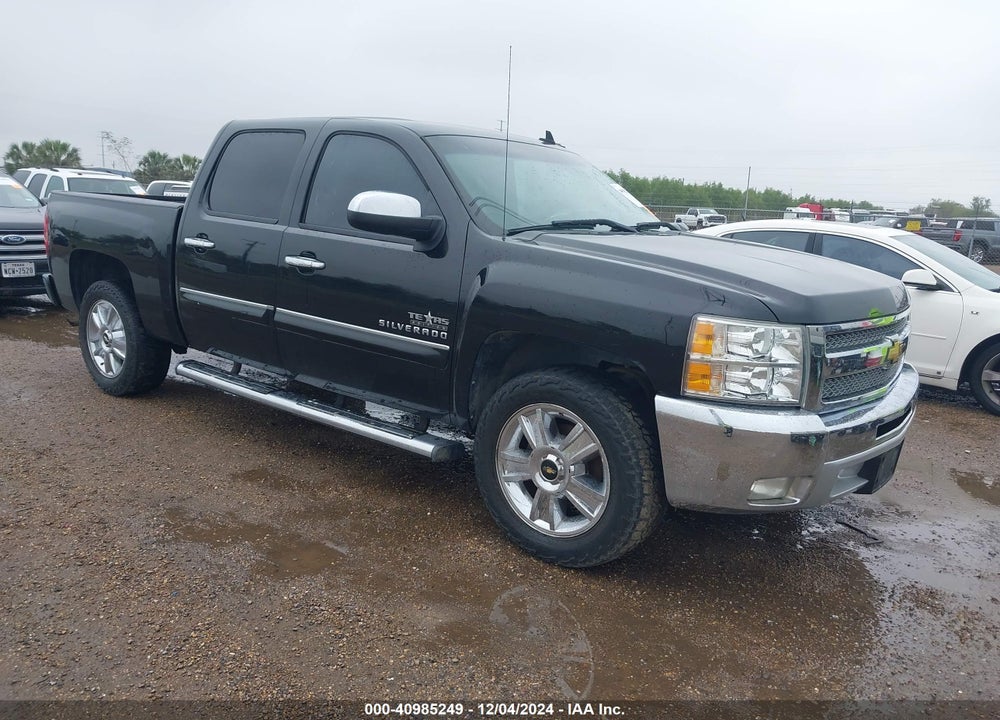 2013 CHEVROLET SILVERADO 1500 LT VIN: 3GCPCSE07DG208226