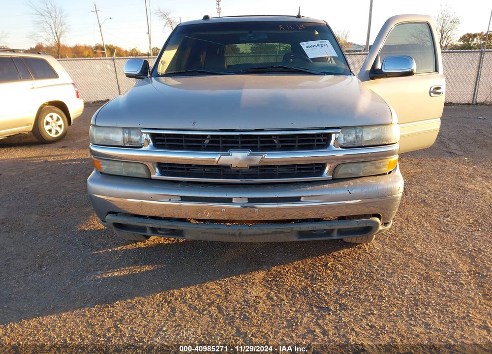 2005 CHEVROLET TAHOE LT VIN: 1GNEK13T95J174573