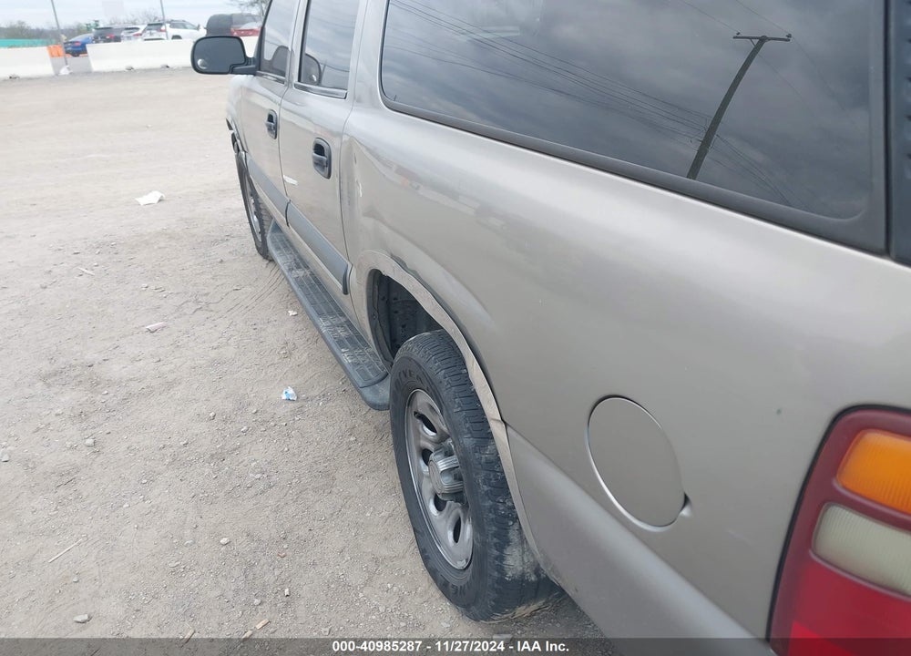 2003 CHEVROLET SUBURBAN 1500 LS VIN: 1GNEC16Z53J153245