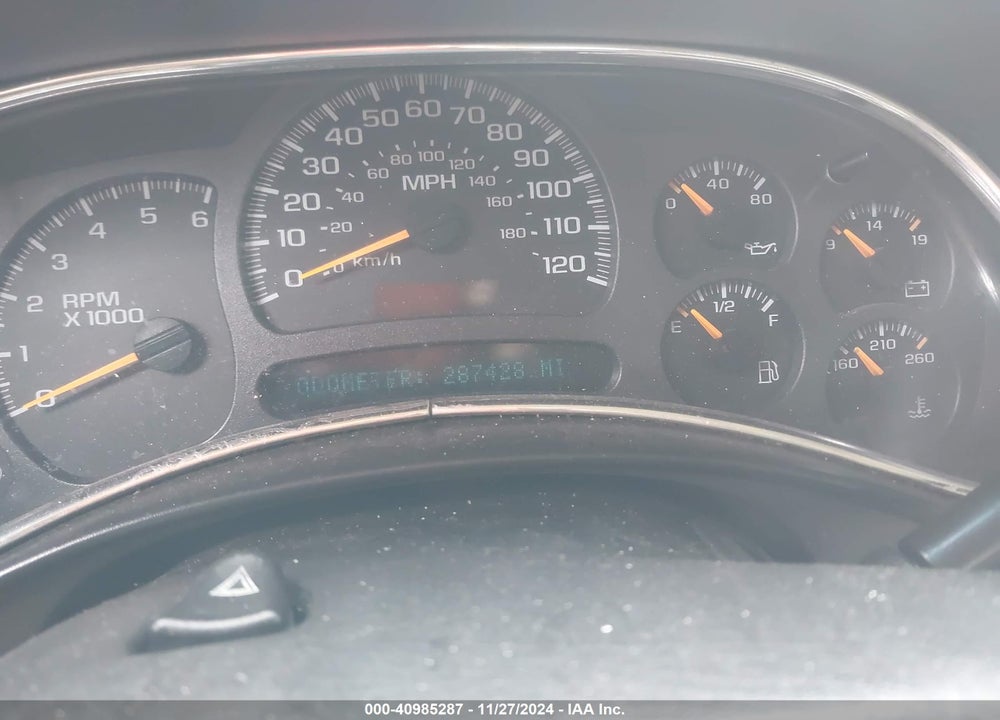 2003 CHEVROLET SUBURBAN 1500 LS VIN: 1GNEC16Z53J153245