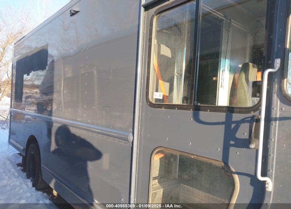 2020 FREIGHTLINER MT45G VIN: 4UZAC2EA3LCLZ6285