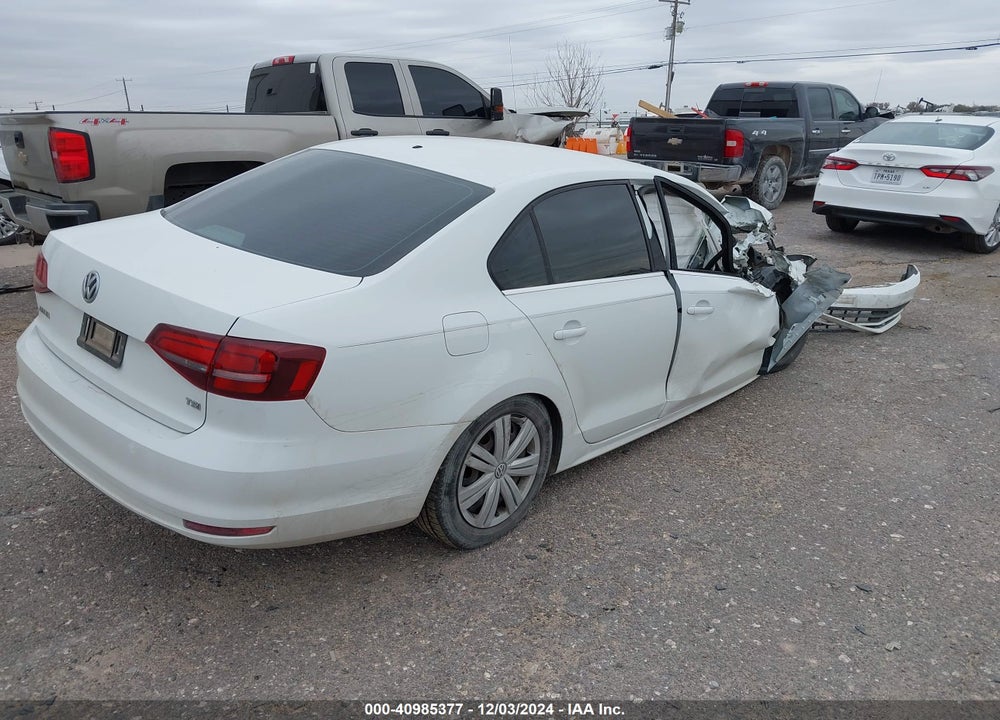 2017 VOLKSWAGEN JETTA 1.4T S VIN: 3VW2B7AJ0HM294993
