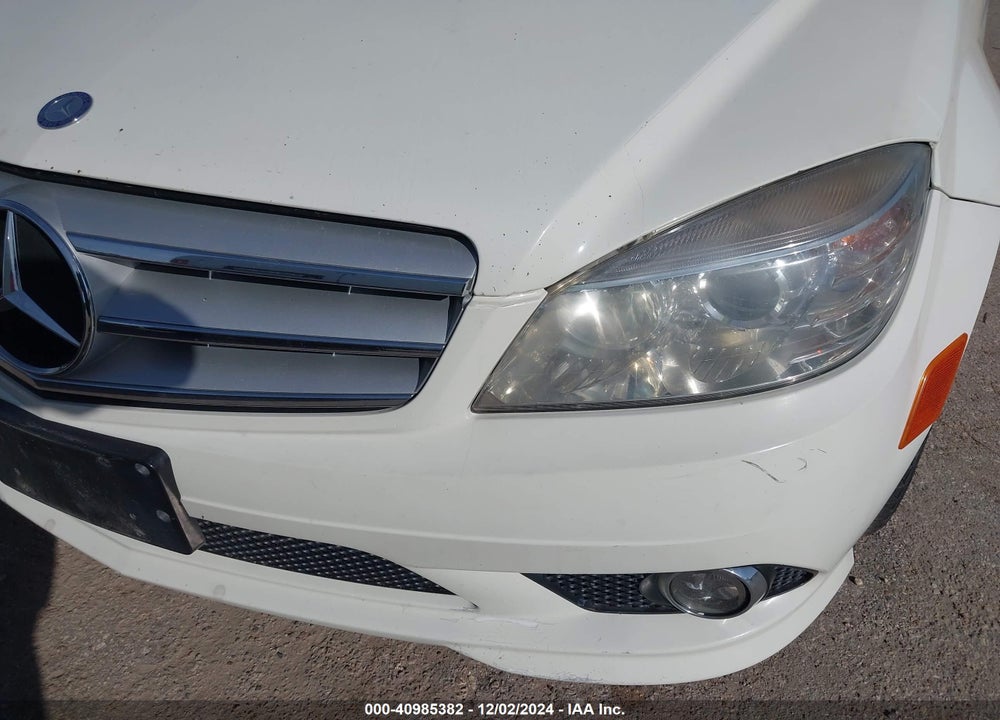 2009 MERCEDES-BENZ C 300 LUXURY/SPORT VIN: WDDGF54X99R083900