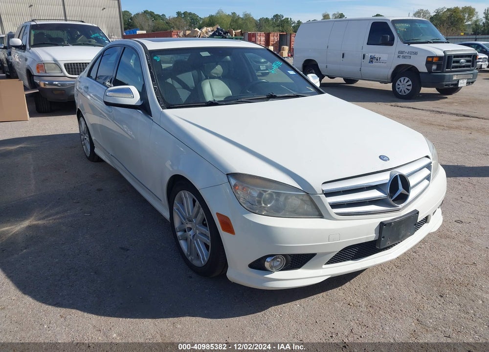 2009 MERCEDES-BENZ C 300 LUXURY/SPORT VIN: WDDGF54X99R083900