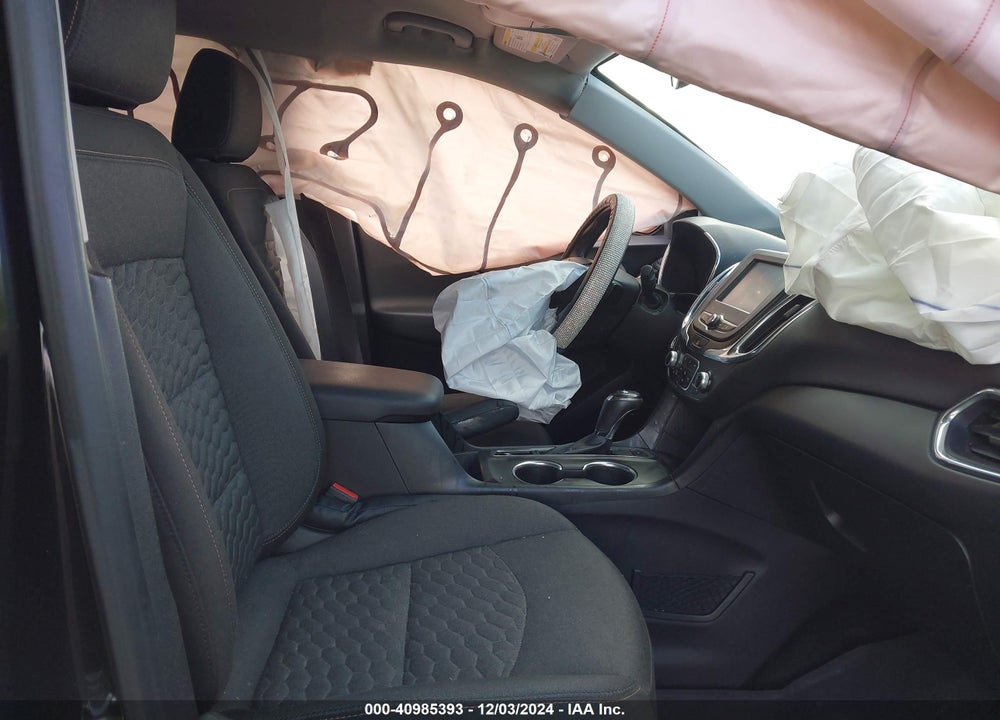 2018 CHEVROLET EQUINOX LT VIN: 2GNAXSEV4J6111389