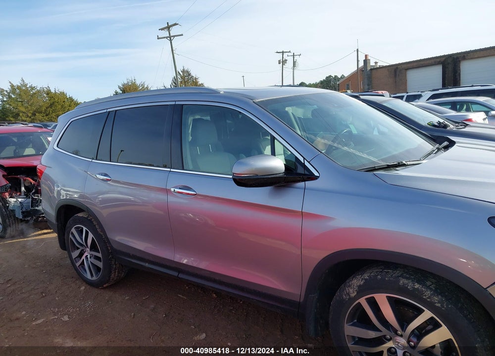 2017 HONDA PILOT ELITE VIN: 5FNYF6H04HB049093