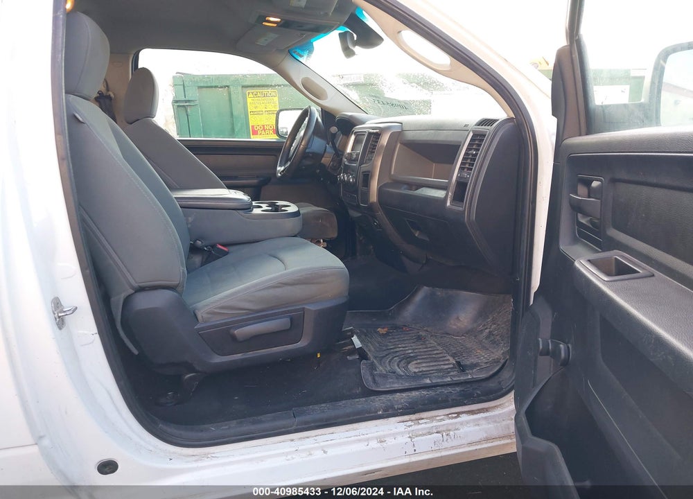 2013 RAM 1500 TRADESMAN VIN: 3C6JR7DT3DG551703