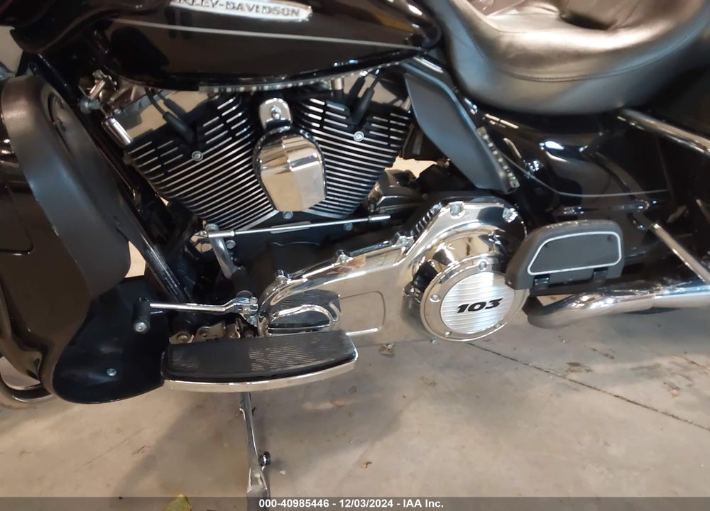 2013 HARLEY-DAVIDSON FLHTK ELECTRA GLIDE ULTRA LTD VIN: 1HD1KEM14DB648433