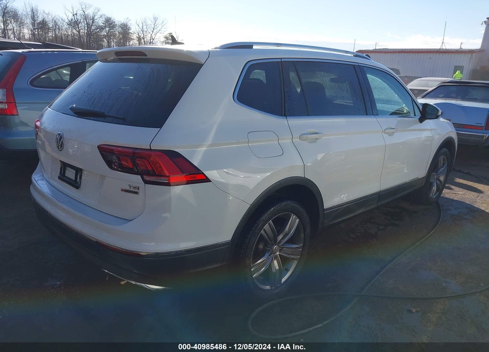 2018 VOLKSWAGEN TIGUAN 2.0T SEL PREMIUM VIN: 3VV4B7AX7JM172073