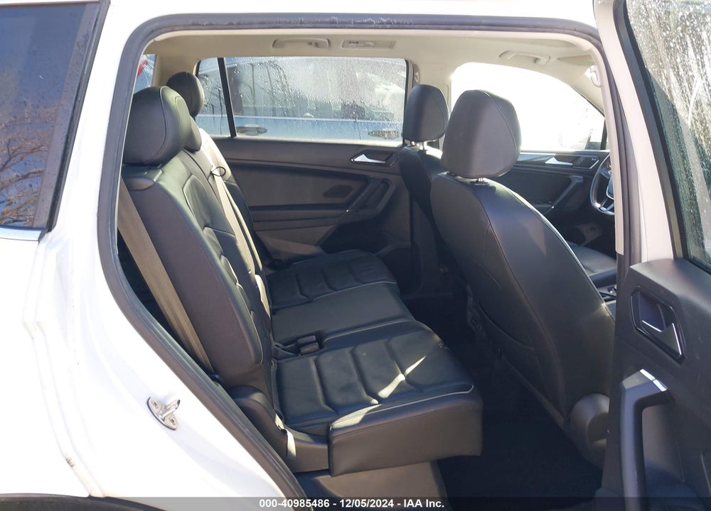2018 VOLKSWAGEN TIGUAN 2.0T SEL PREMIUM VIN: 3VV4B7AX7JM172073
