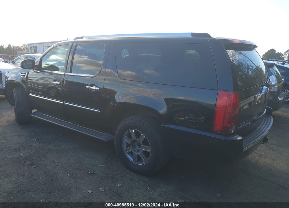 2007 CADILLAC ESCALADE ESV STANDARD VIN: 1GYFK66817R235057