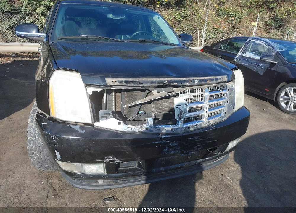 2007 CADILLAC ESCALADE ESV STANDARD VIN: 1GYFK66817R235057