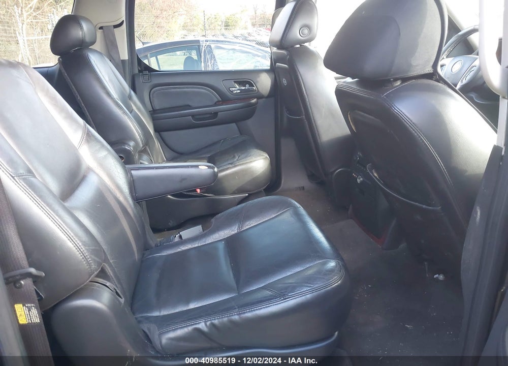 2007 CADILLAC ESCALADE ESV STANDARD VIN: 1GYFK66817R235057