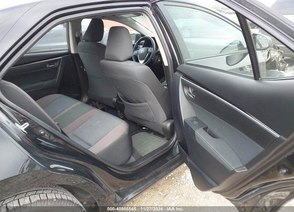 2018 TOYOTA COROLLA LE VIN: 2T1BURHE0JC065827