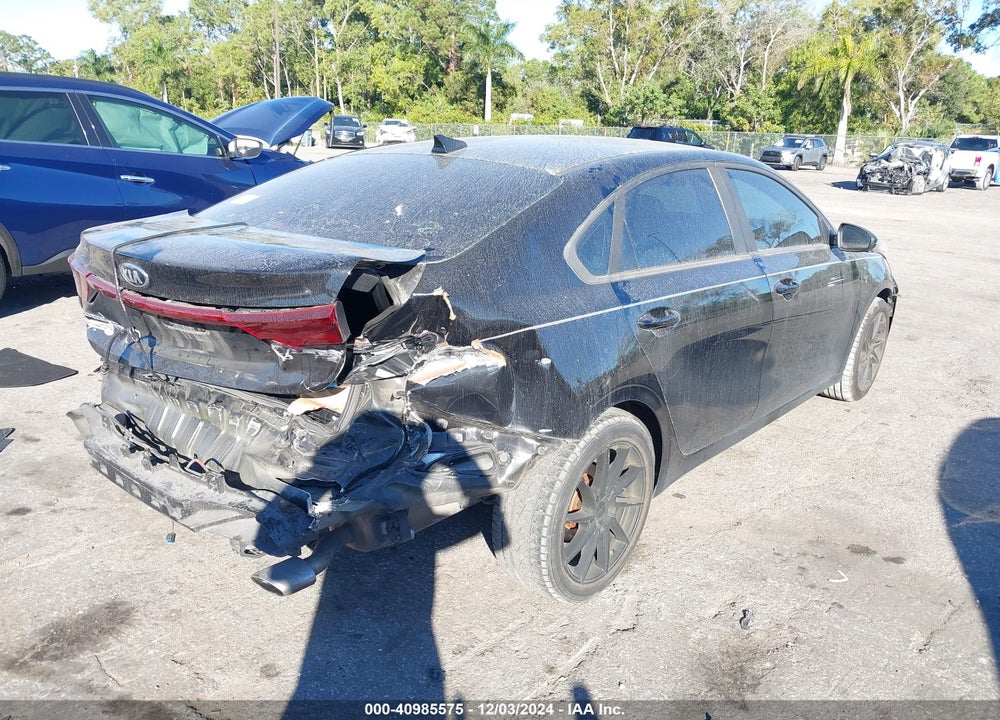 2019 KIA FORTE LXS VIN: 3KPF24AD1KE012102