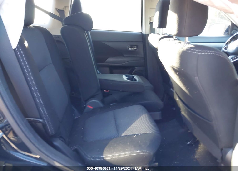 2018 MITSUBISHI OUTLANDER VIN: JA4AD3A31JJ001361