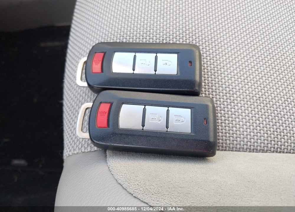 2010 MITSUBISHI OUTLANDER SE VIN: JA4JT3AW1AZ018109