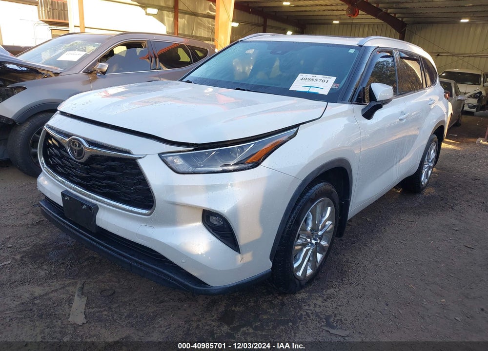 2023 TOYOTA HIGHLANDER LIMITED VIN: 5TDKDRBH4PS018528