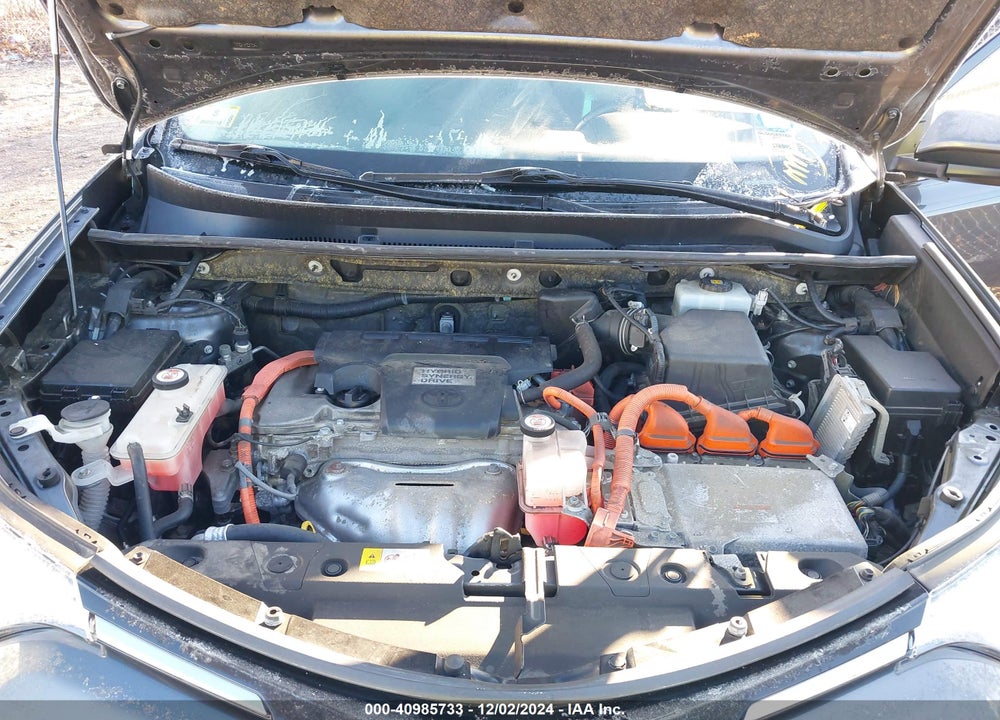 2017 TOYOTA RAV4 HYBRID XLE VIN: JTMRJREV8HD141819