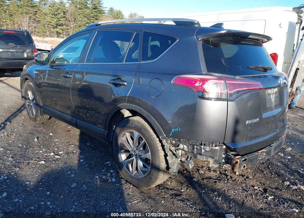 2017 TOYOTA RAV4 HYBRID XLE VIN: JTMRJREV8HD141819