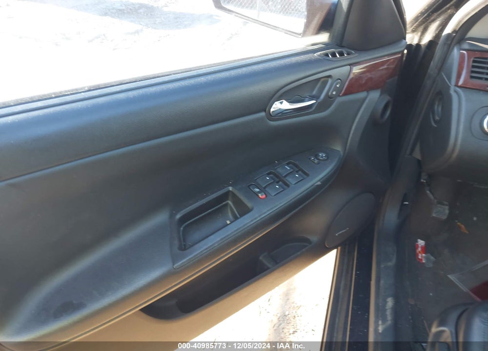 2008 CHEVROLET IMPALA  SS VIN: 2G1WD58C589154238