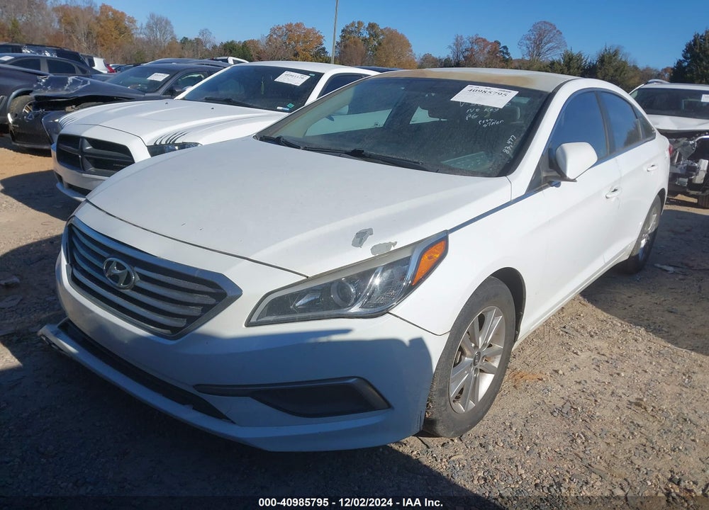 2017 HYUNDAI SONATA SE VIN: 5NPE24AF2HH582160