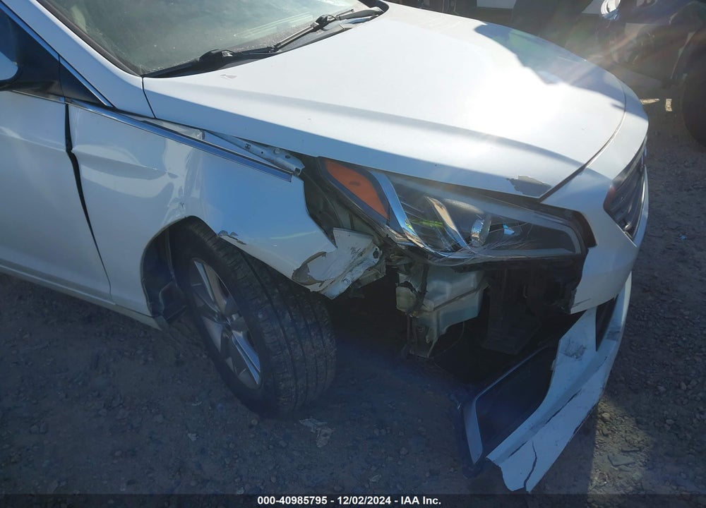 2017 HYUNDAI SONATA SE VIN: 5NPE24AF2HH582160