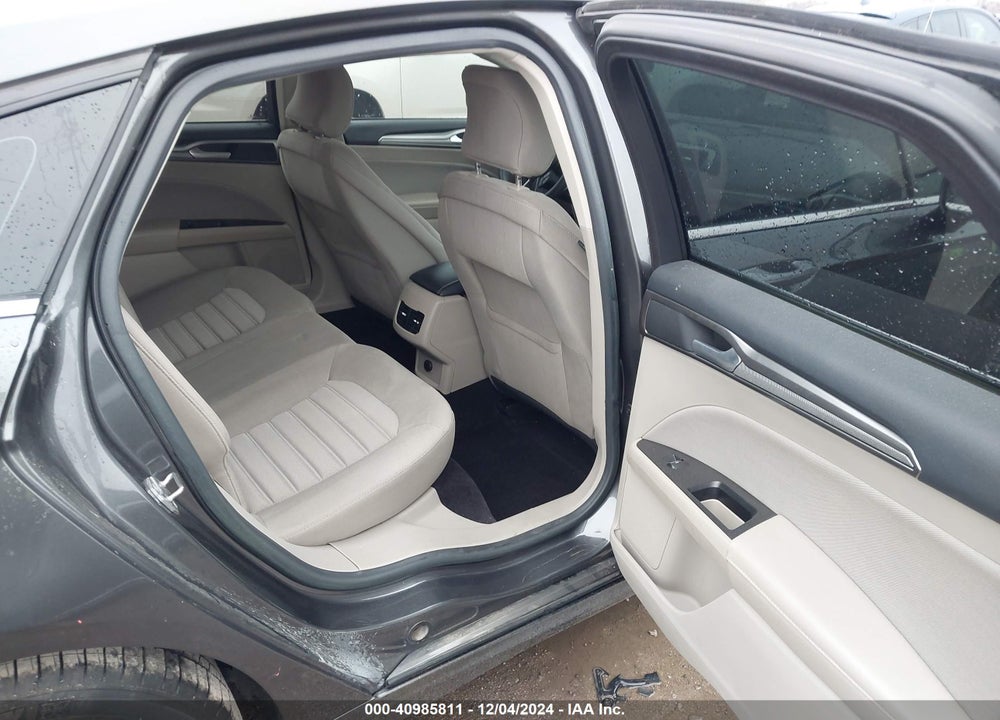 2017 FORD FUSION SE VIN: 3FA6P0HD6HR252141