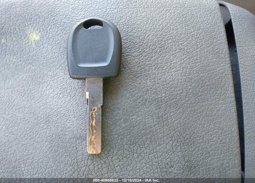 2012 VOLKSWAGEN JETTA VIN: 3VWDP7AJ0CM305784