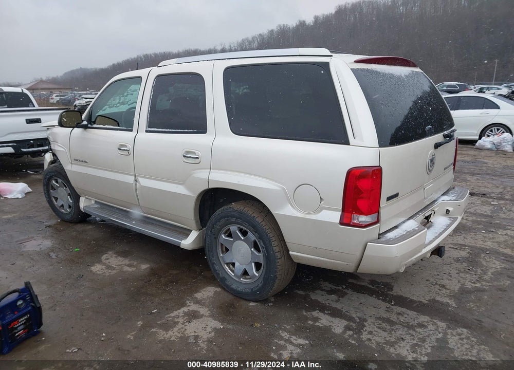 2005 CADILLAC ESCALADE STANDARD VIN: 1GYEK63N25R274193