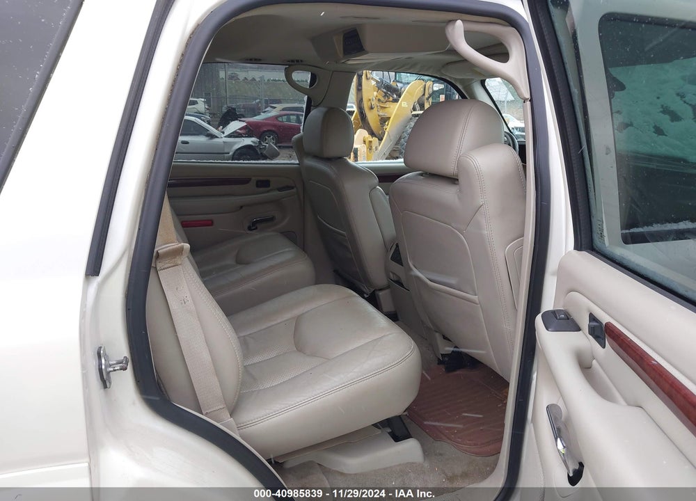2005 CADILLAC ESCALADE STANDARD VIN: 1GYEK63N25R274193