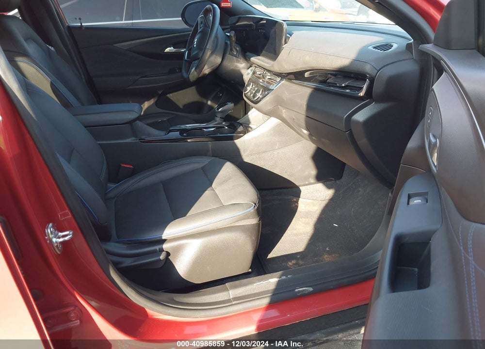 2024 BUICK ENVISTA SPORT TOURING FWD VIN: KL47LBE24RB035065