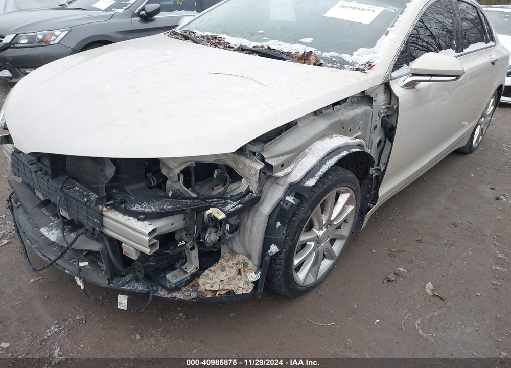 2014 LINCOLN MKZ VIN: 3LN6L2J92ER835577