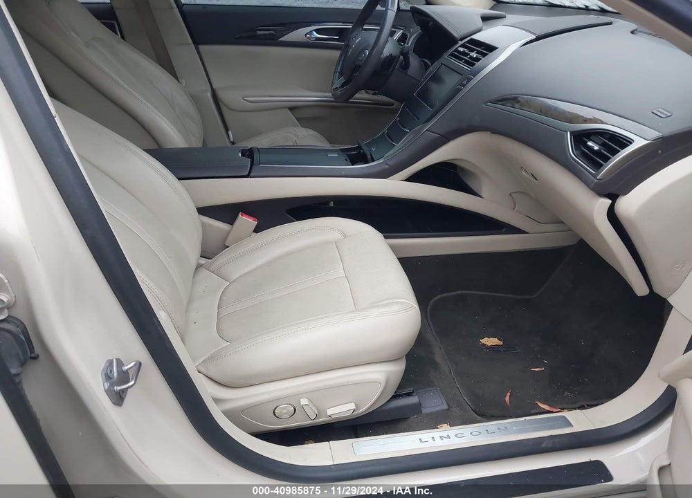 2014 LINCOLN MKZ VIN: 3LN6L2J92ER835577