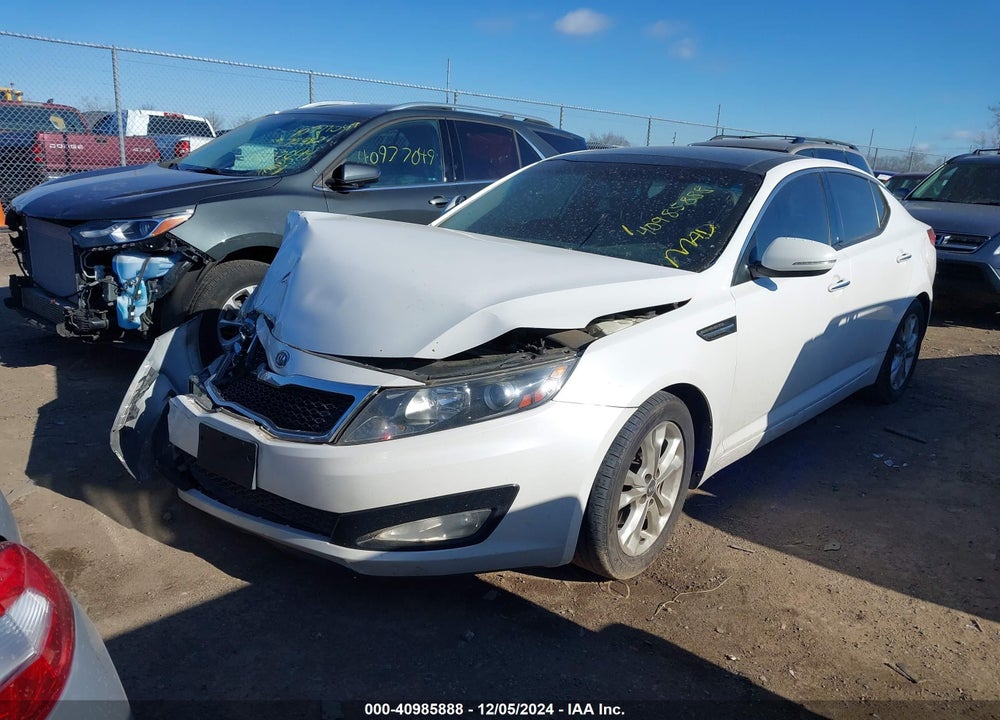 2011 KIA OPTIMA EX VIN: KNAGN4A77B5057804