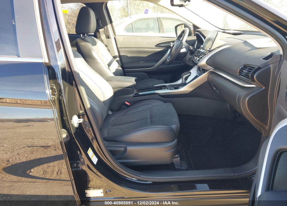 2024 MITSUBISHI ECLIPSE CROSS SE/SEL VIN: JA4ATWAAXRZ004534