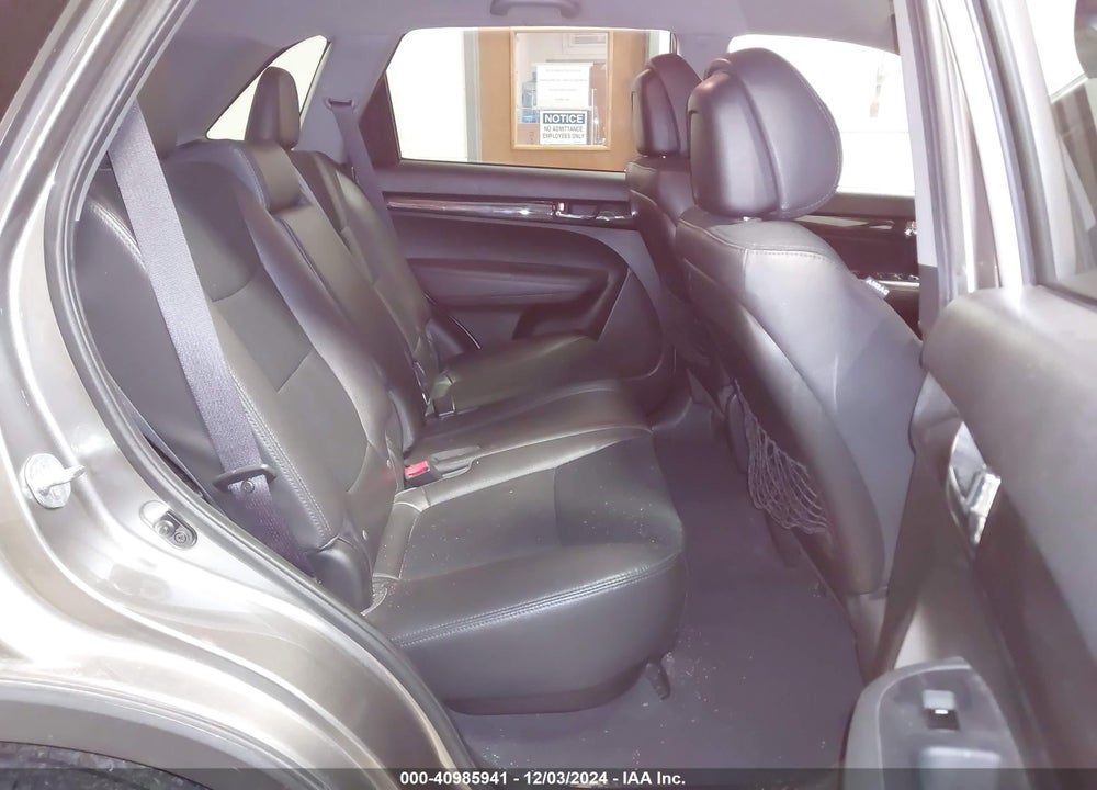 2011 KIA SORENTO EX V6 VIN: 5XYKUDA28BG103992