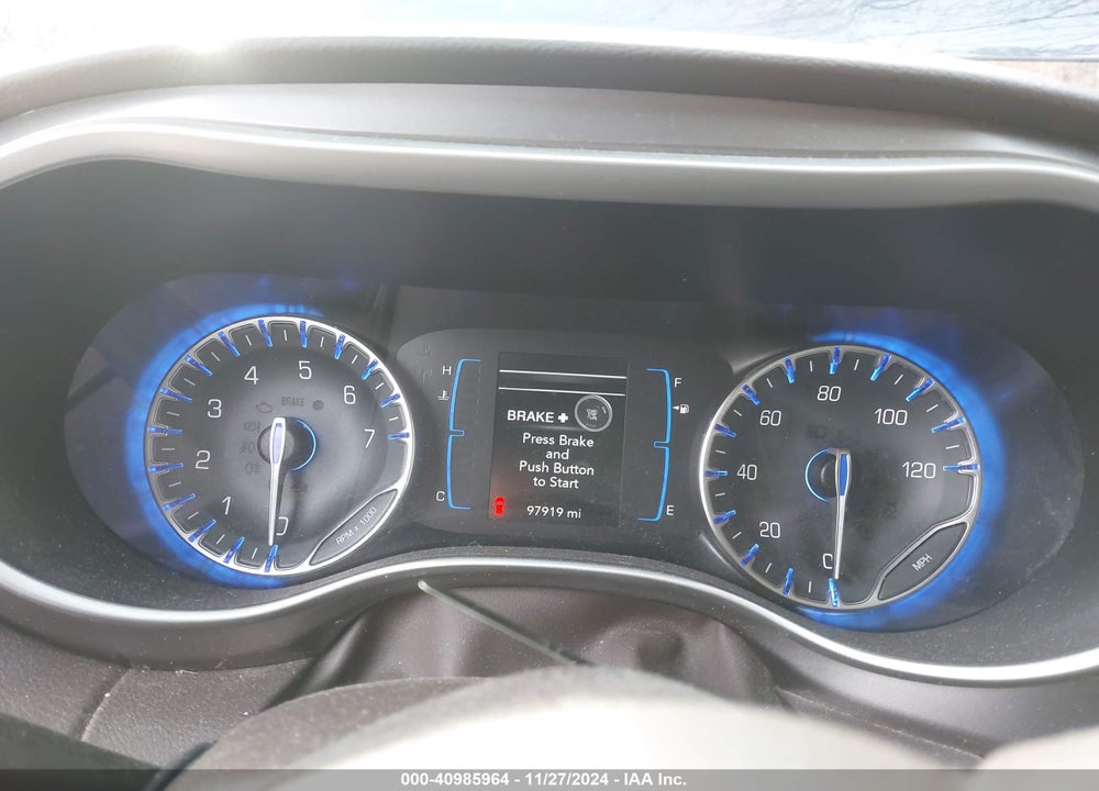 2017 CHRYSLER PACIFICA TOURING L VIN: 2C4RC1BG8HR823792