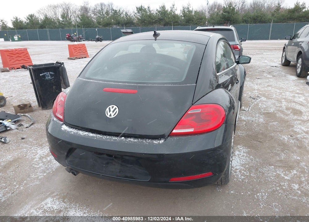 2015 VOLKSWAGEN BEETLE VIN: 3VWJ07AT7FM639758